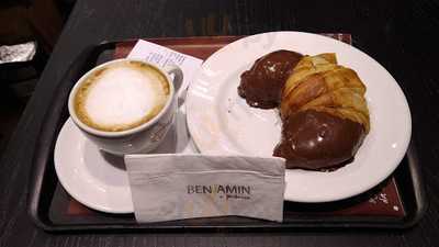 Benjamin A Padaria Patio São Bento