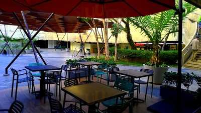 Benjamin A Padaria Patio São Bento