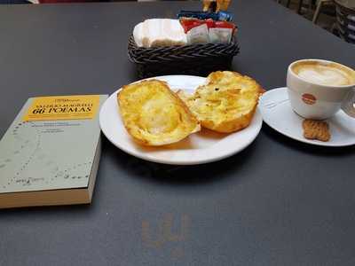 Benjamin A Padaria Patio São Bento