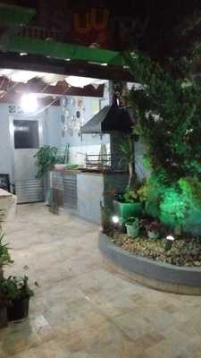 Pizzaria E Lanchonete Da Familia