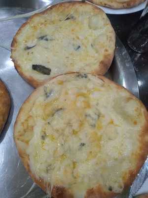 Pizzaria E Esfiharia Mazarim