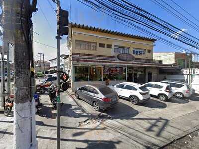 Andreia Paes E Doces