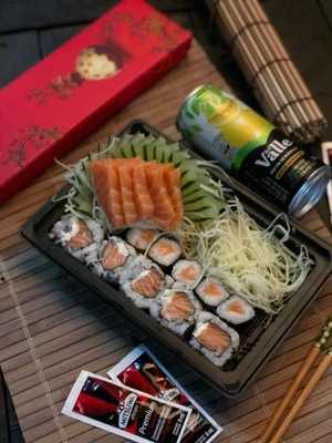 Koni Sam Temakeria E Sushi Bar