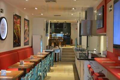 Habbañero Rolls, Bowls And Grill