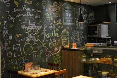 Habbañero Rolls, Bowls And Grill