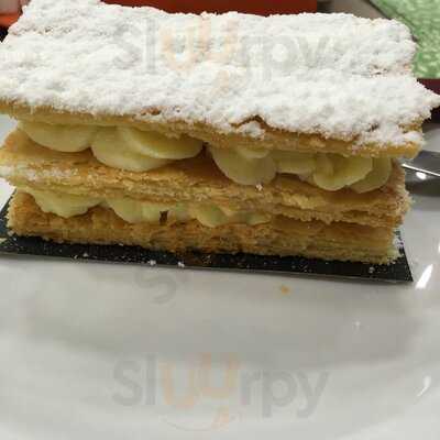 Oui Uai Patisserie & Boulangerie