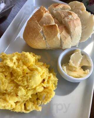 Chale Das Flores Cafe