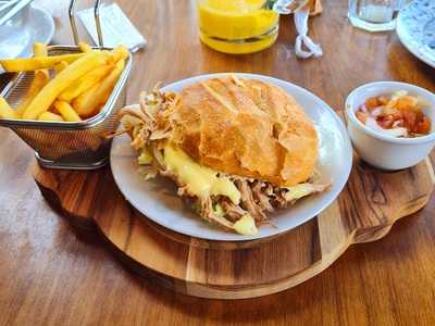 Chale Das Flores Cafe