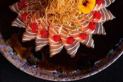 Torii Japanese | Sushi