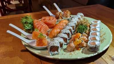 Torii Japanese | Sushi