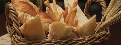 Le Dépanneur Delicatessen