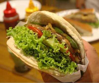 Tropicália Bar E Cozinha