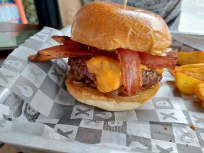 X Brasa Burguer And Beer