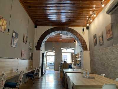 Américo Pães E Café