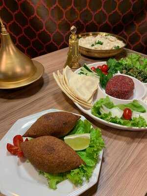 Lujain Restaurante Árabe