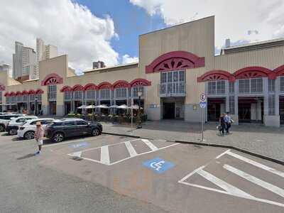 Oishii Japanese Crepes & Ice Cream