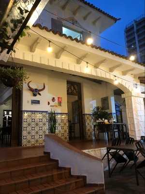 Ateliê - Pizza • Café • Arte