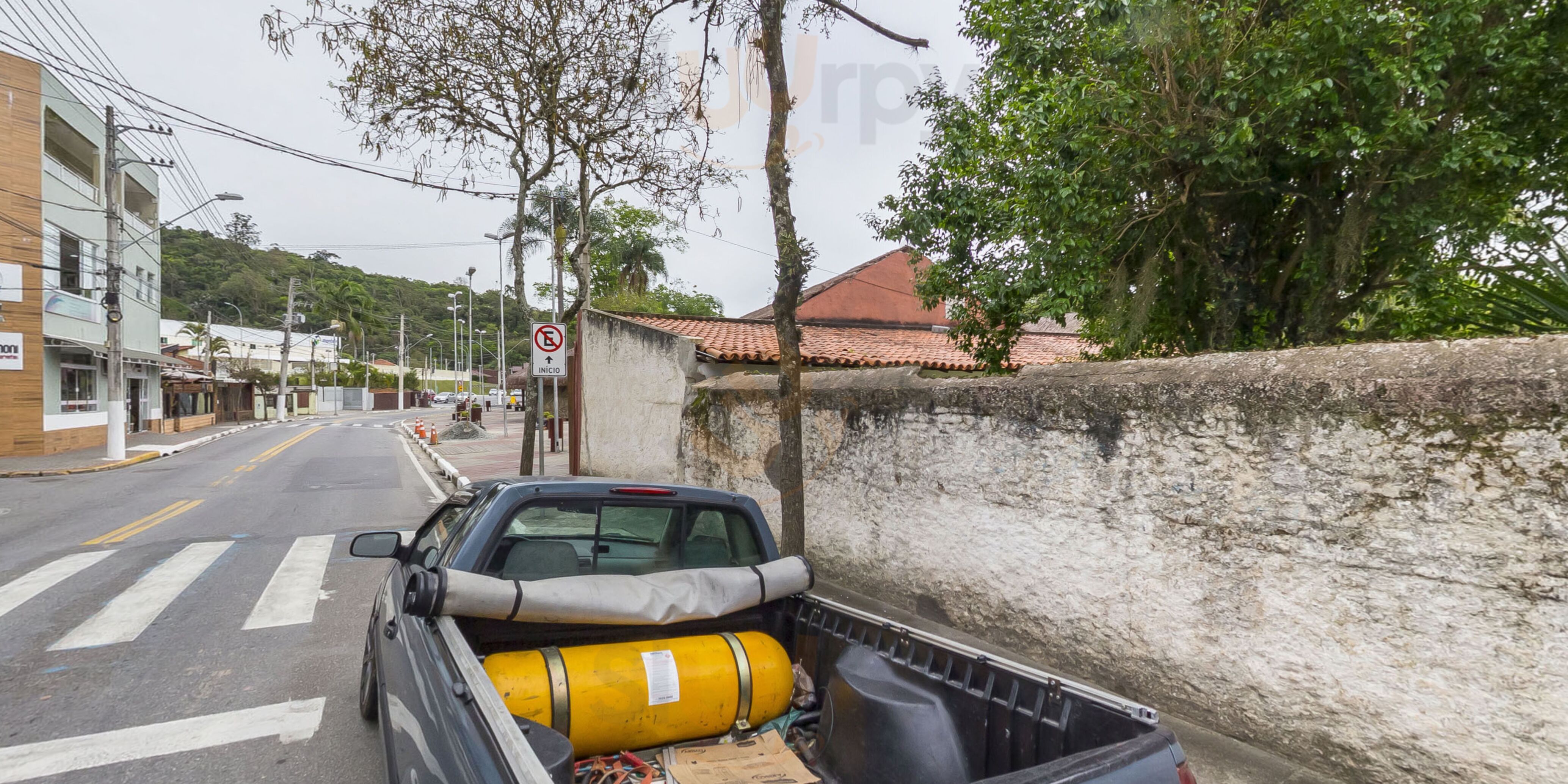 O Mercadao De Guararema