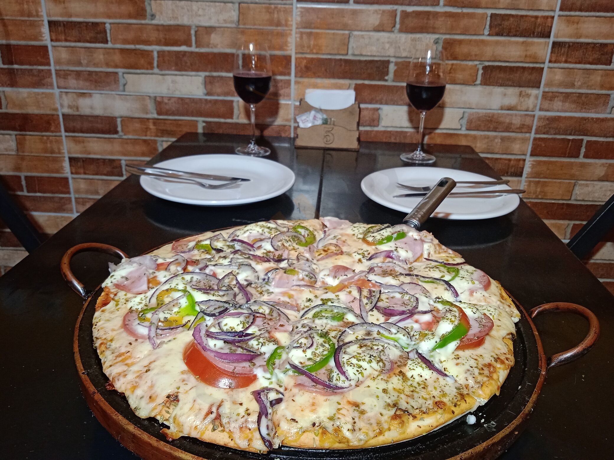 Broinha Gourmet Hamburgeria, Pizzaria E Petiscaria