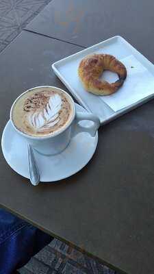 Cafeteria E Doceria Carlitos