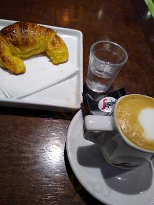 Cafeteria E Doceria Carlitos