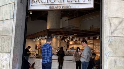 Bacio Di Latte - Republica