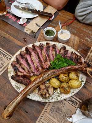 Bark & Crust Meathouse