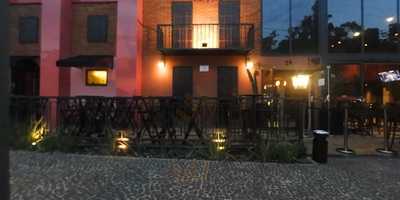 Coronel’s Grill & Bar