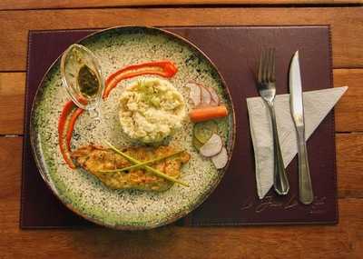 Le Jour La Nuit Bistrô