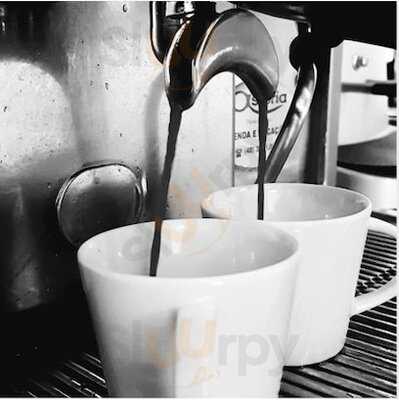 Pão Com Manteiga Cafeteria Familiar