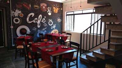 Isidoro Cafe & Bistro