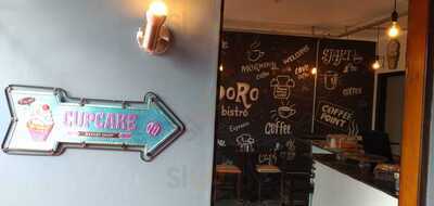 Isidoro Cafe & Bistro