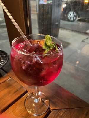 Paros Bar & Restaurante