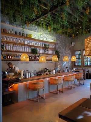 Paros Bar & Restaurante