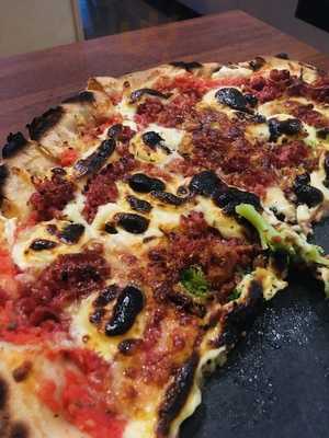 Chicago's Pizza N' Burger