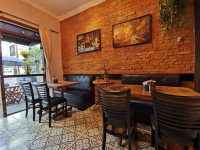 Tent Café & Humanismo