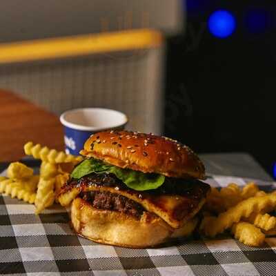 Becool Burger And Shake