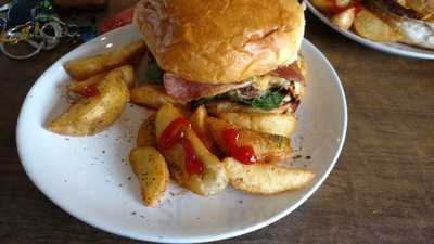 Mellows - Brownie & Burger