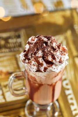 Paris 6 Café & Bistrô