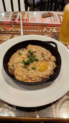 Paris 6 Café & Bistrô