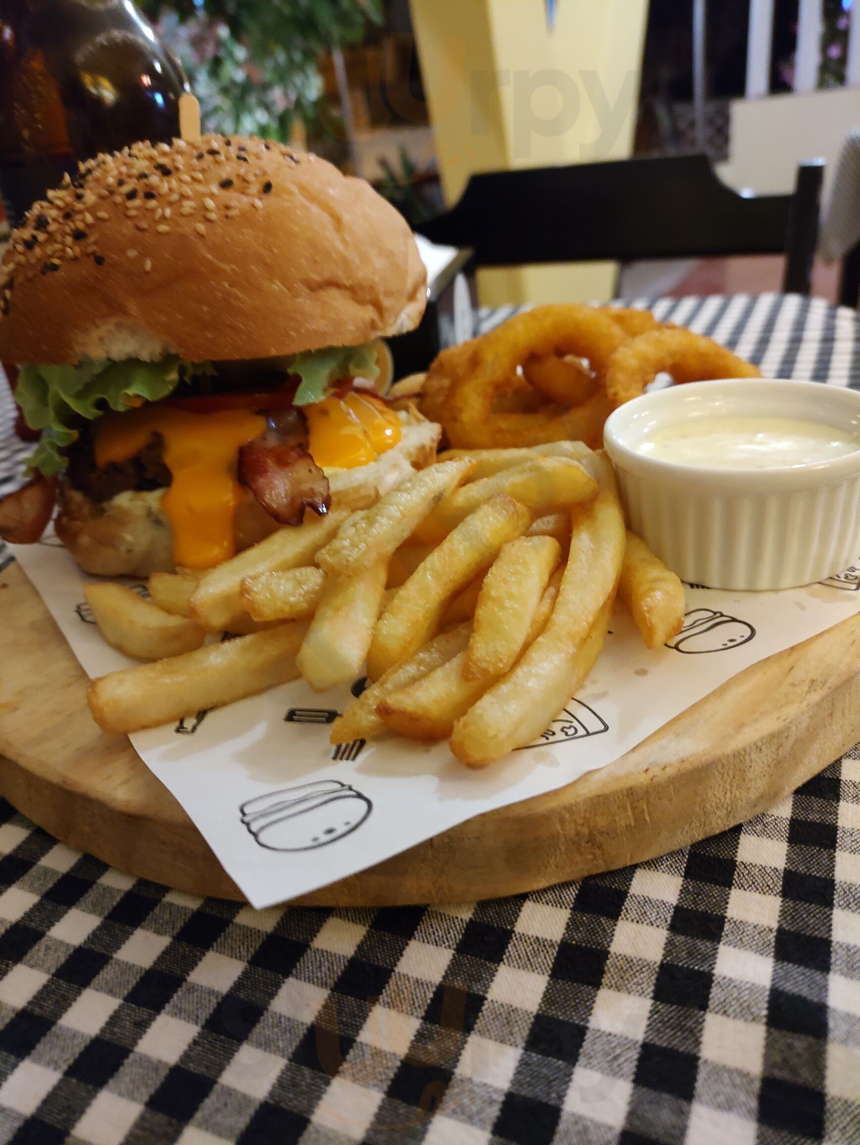 Garage Food & Beer