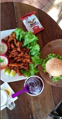 Lumière Açaí & Burger