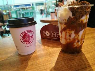New York Cafe