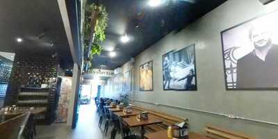 Mr. Geeks - Burger And Beer