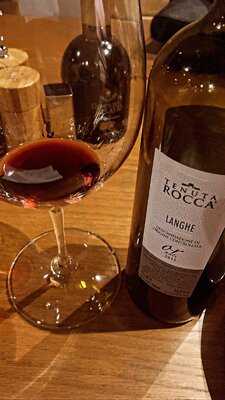 Garrafeira & Grelhados