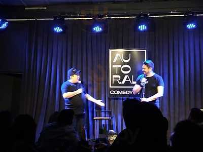 Autoral Comedy Bar