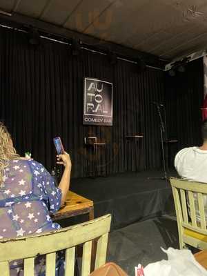 Autoral Comedy Bar