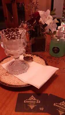 Empório 22 Wine & Bar