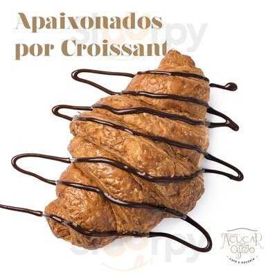 Com Açúcar, Com Afeto