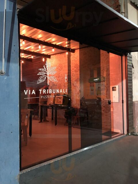 Via Tribunali Pizzaria